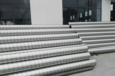 在通風管道松動的時候如何去加固？